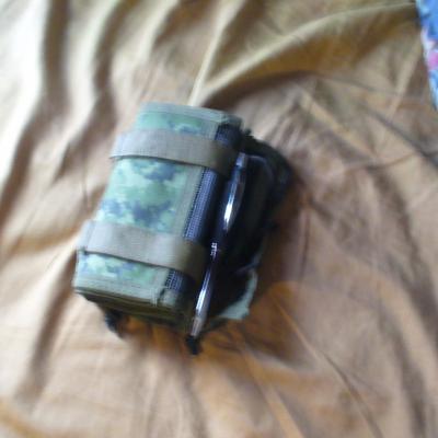 Command 12 brassard cartes