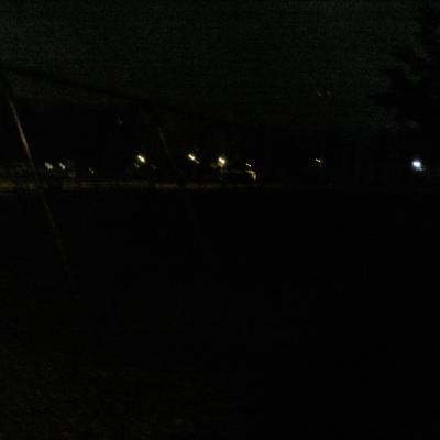 Cour arriere ecole primaire c