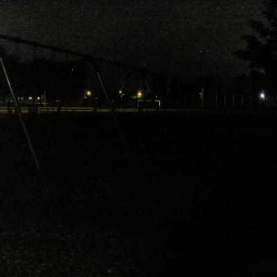 Cour arriere ecole primaire e